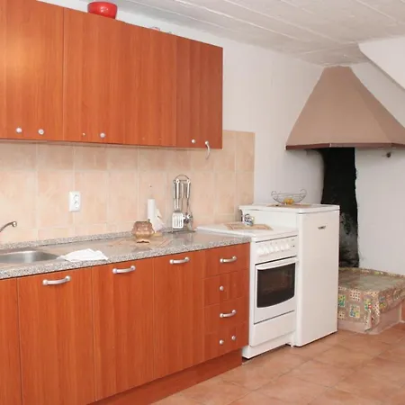 By The Sea Cove Vela Prapratna Apartmán