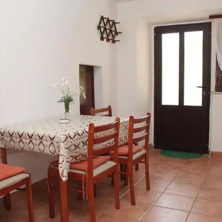 Apartman By The Sea Cove Vela Prapratna *