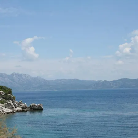 By The Sea Cove Vela Prapratna * Kuna Pelješka