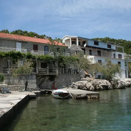 By The Sea Cove Vela Prapratna * Kuna Pelješka